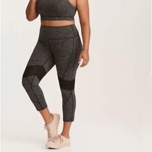 Torrid Active Space Dye Mesh Inset Cropped Leggings Size 1 1X 7/8 Crop Gym Tight